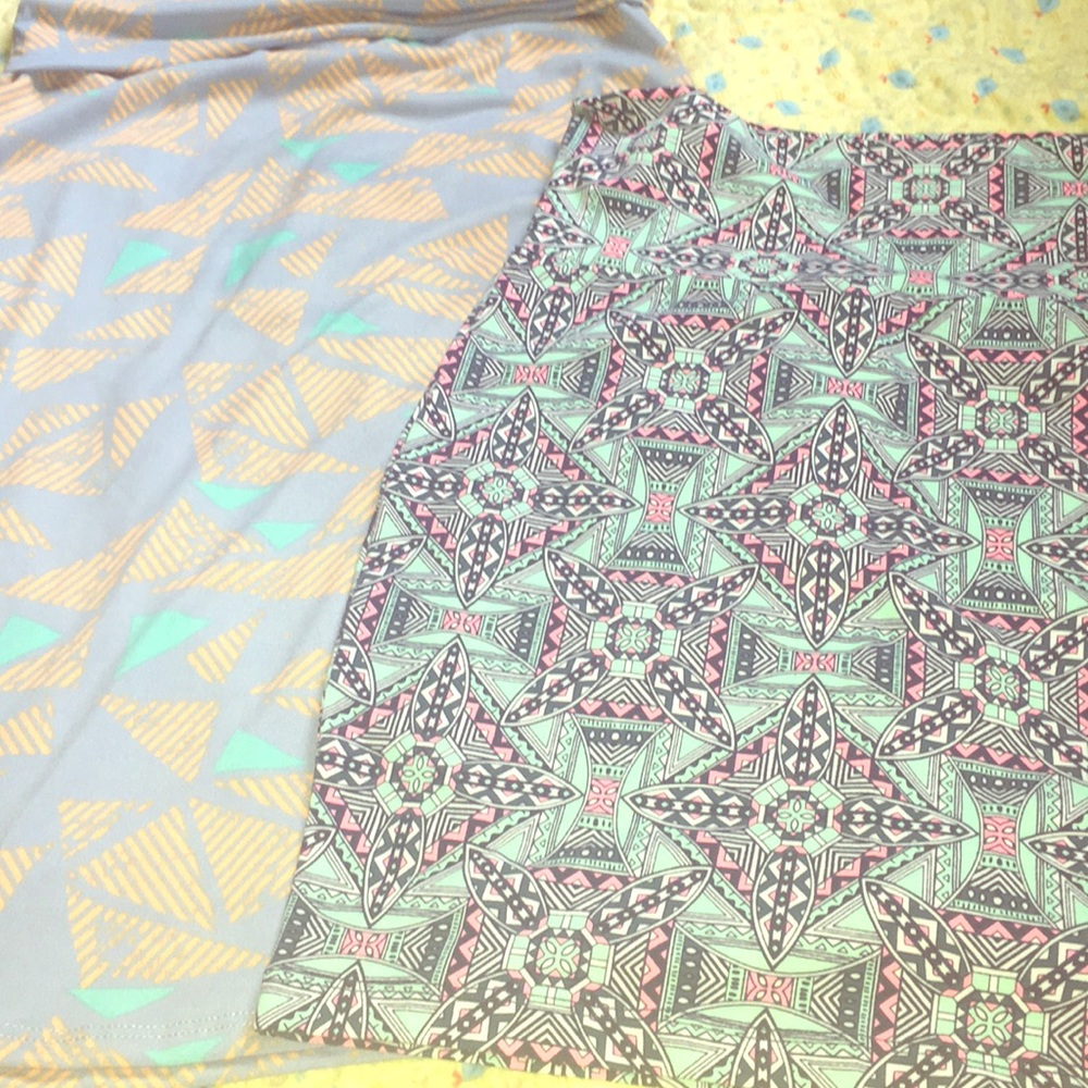 SMALL LuLaRoe & Charlotte Russ NWT skirt bundle!